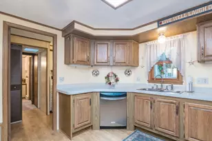 3 John Dr, West Springfield, MA 01089 - Photo 8
