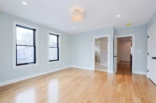 68 Rowe St, Boston, MA 02131 - Photo 10