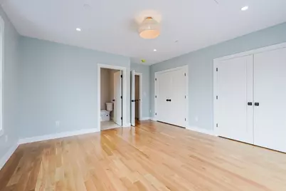 68 Rowe St #U:3, Boston, MA 02131 - Photo 14
