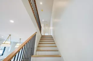 68 Rowe St, Boston, MA 02131 - Photo 4