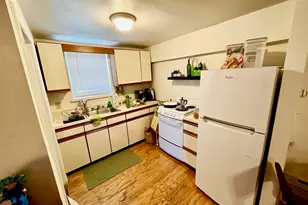 105 Chestnut St, Brookline, MA 02445 - Photo 6