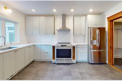 19 East St #A, Northampton, MA 01060 - Photo 4