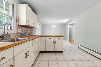 68 Birch St, Peabody, MA 01960 - Photo 12