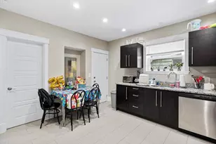 79 Saxton St, Boston, MA 02125 - Photo 10