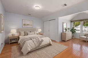 19 Dunstan St, Newton, MA 02465 - Photo 14