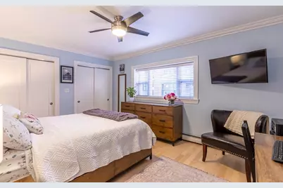 7 Stillman Pl #2, Boston, MA 02113 - Photo 8