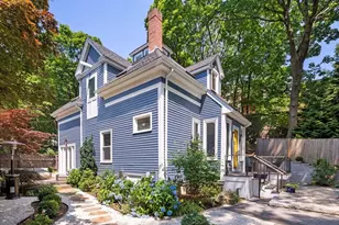 7 Stetson St, Brookline, MA 02446 - Photo 2