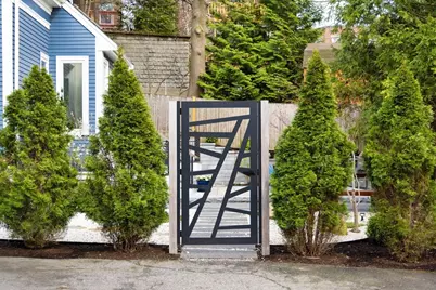7 Stetson Street, Brookline, MA 02446 - Photo 4