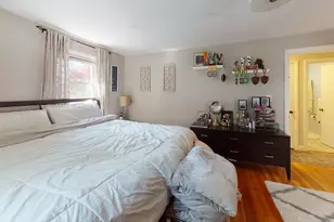 37 Centre St, Natick, MA 01760 - Photo 4