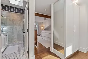 21 Branch St, Boston, MA 02108 - Photo 12