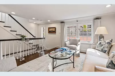 21 Branch Street, Boston, MA 02108 - Photo 10
