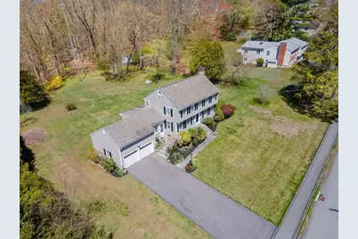 7 Woodleigh Rd, Natick, MA 01760 - Photo 4