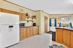 27 Somerset Rd, Chicopee, MA 01020 - Photo 22