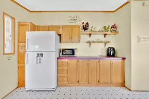 27 Somerset Rd, Chicopee, MA 01020 - Photo 24