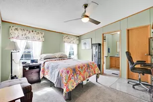 27 Somerset Rd, Chicopee, MA 01020 - Photo 30