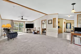 27 Somerset Rd, Chicopee, MA 01020 - Photo 26