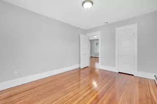 157 Sunnymeade Ave, Chicopee, MA 01020 - Photo 38
