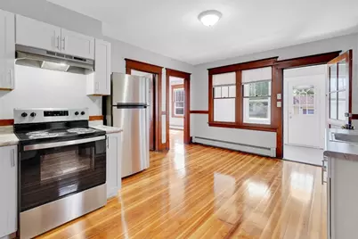 157 Sunnymeade Ave, Chicopee, MA 01020 - Photo 8