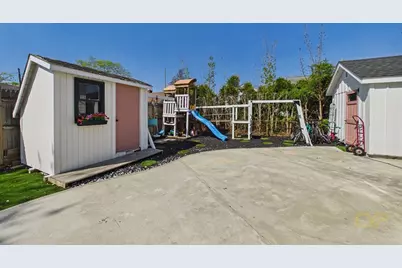62 Maryland St, New Bedford, MA 02745 - Photo 32