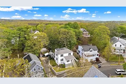 29 Woodlawn St, Lynn, MA 01904 - Photo 4