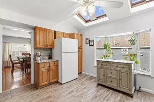 29 Woodlawn St, Lynn, MA 01904 - Photo 6
