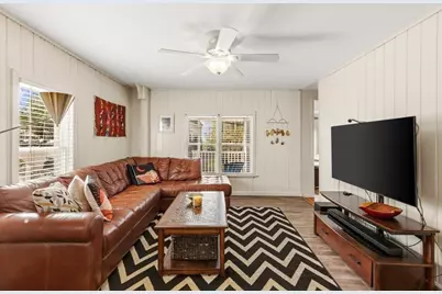 29 Woodlawn St, Lynn, MA 01904 - Photo 12