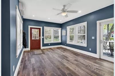 6 Hampshire St, Everett, MA 02149 - Photo 20