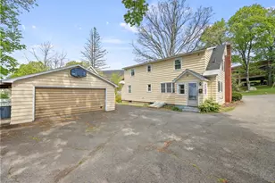 100 Hospital Ave, North Adams, MA 01247 - Photo 20