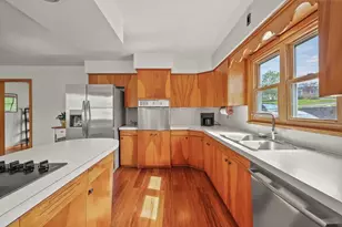 100 Hospital Ave, North Adams, MA 01247 - Photo 8
