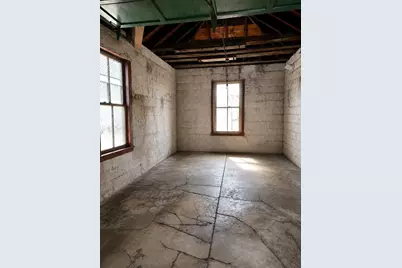 18 Pierce St, Malden, MA 02148 - Photo 26