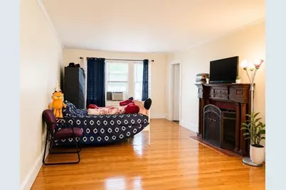 18 Pierce St, Malden, MA 02148 - Photo 10
