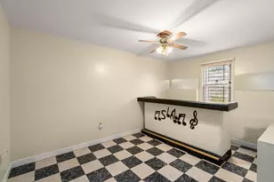 83 Victoria Heights Rd, Boston, MA 02136 - Photo 16