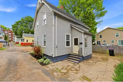 9 Owens Pl, Holyoke, MA 01040 - Photo 1
