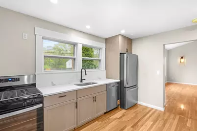 575 East St, Brockton, MA 02302 - Photo 4
