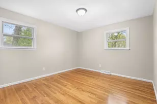 575 East St, Brockton, MA 02302 - Photo 8