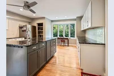8 Montvale, Worcester, MA 01609 - Photo 8