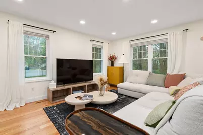 97 Batchelder Rd, Reading, MA 01867 - Photo 8