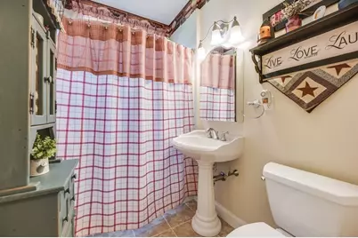 33 Park Ter, Dracut, MA 01826 - Photo 30