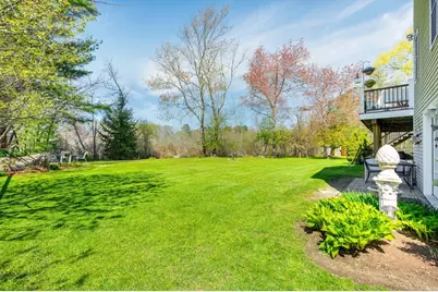 33 Park Ter, Dracut, MA 01826 - Photo 14
