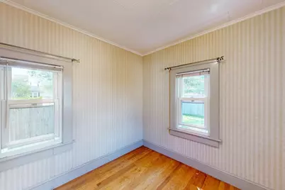 315 Hillside Ave, Holyoke, MA 01040 - Photo 36