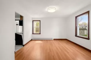 24 Railroad Ave, Norwood, MA 02062 - Photo 8