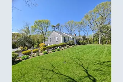 7 Linnell Ln, Yarmouth, MA 02675 - Photo 4