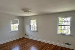 40 Elm St, Milton, MA 02186 - Photo 2