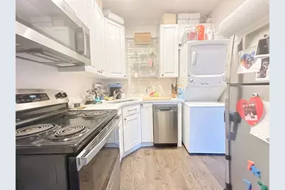 57 Myrtle St #3, Boston, MA 02114 - Photo 4
