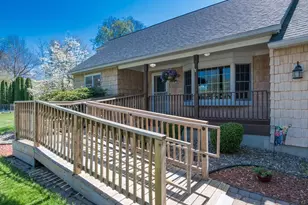 9 Park Dr, Wilbraham, MA 01095 - Photo 4