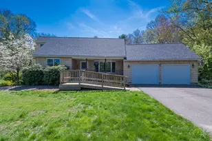 9 Park Dr, Wilbraham, MA 01095 - Photo 1