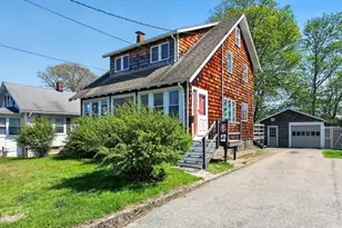 19 Lochmere Ave, Weymouth, MA 02191 - Photo 2