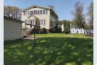 32-34 Elm St, Shrewsbury, MA 01545 - Photo 2