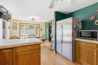 19 Mockingbird Ln, Maynard, MA 01754 - Photo 10