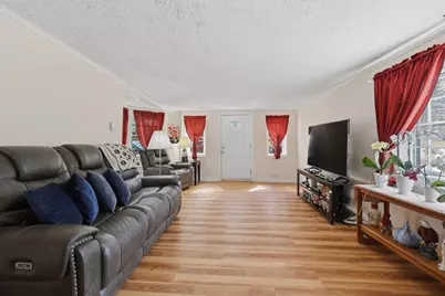 366 Mount Wayte Ave, Framingham, MA 01702 - Photo 14